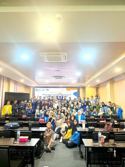 Read more about the article Pelatihan Soft Skills dan Leadership